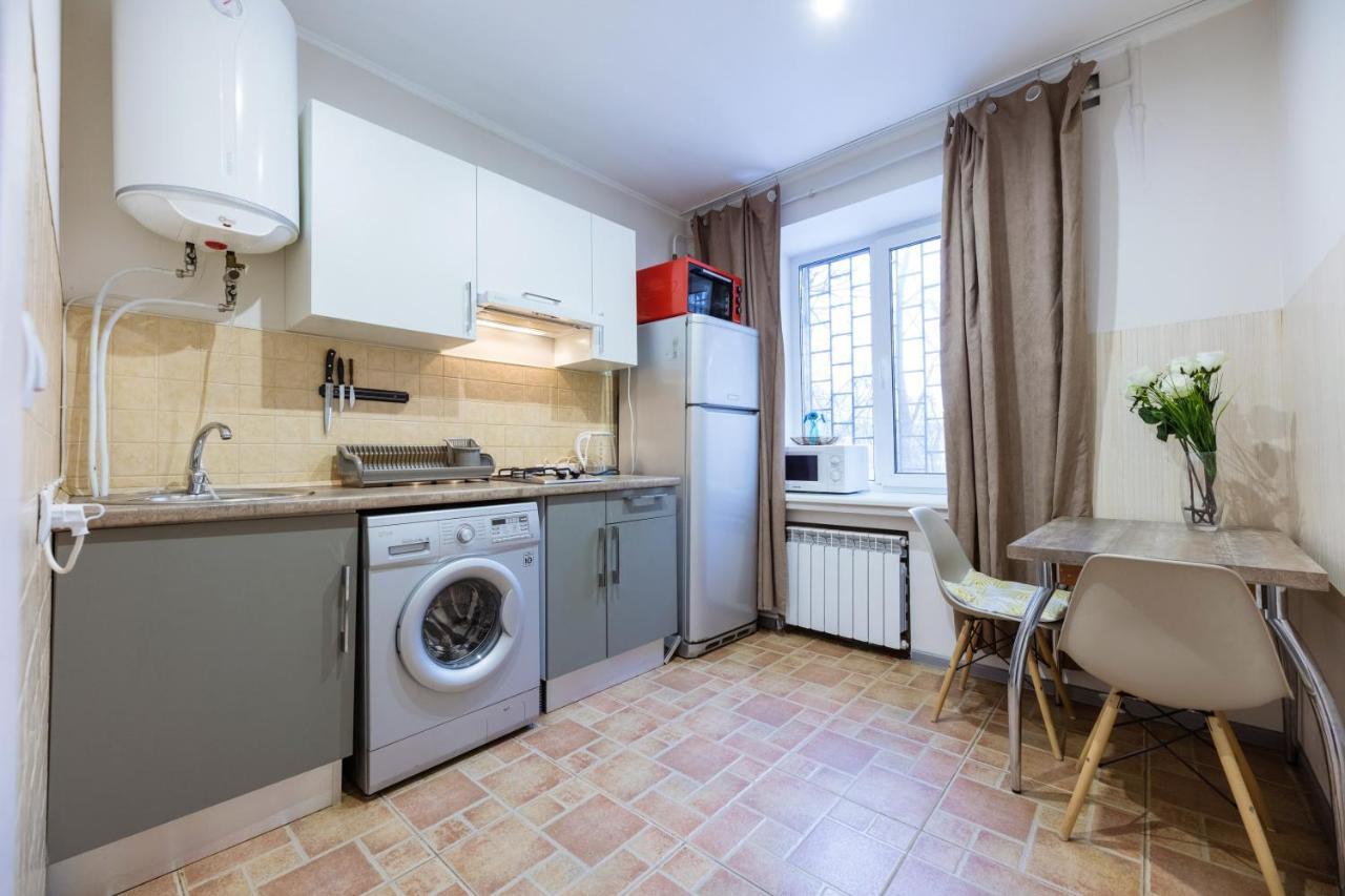 На Палаце Спорта Apartment Kiev Bagian luar foto