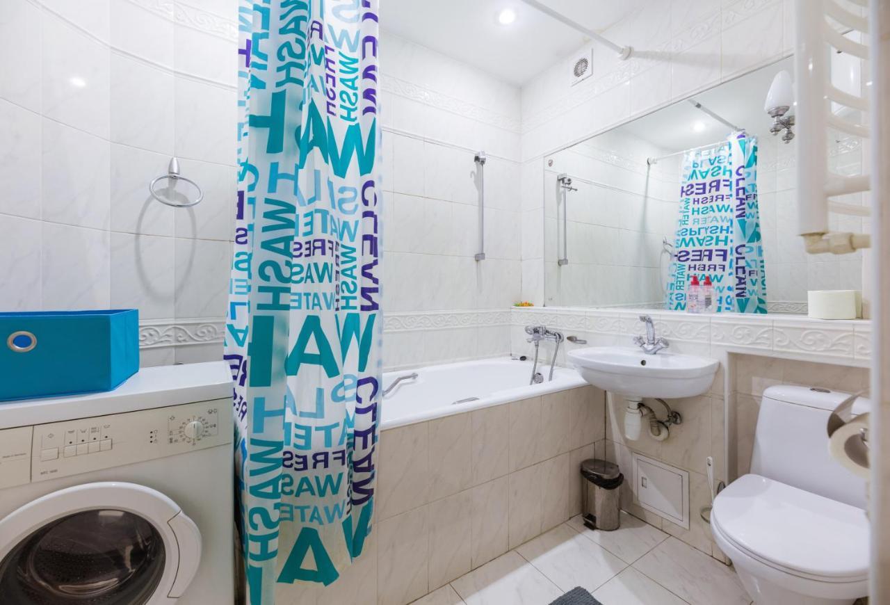 На Палаце Спорта Apartment Kiev Bagian luar foto