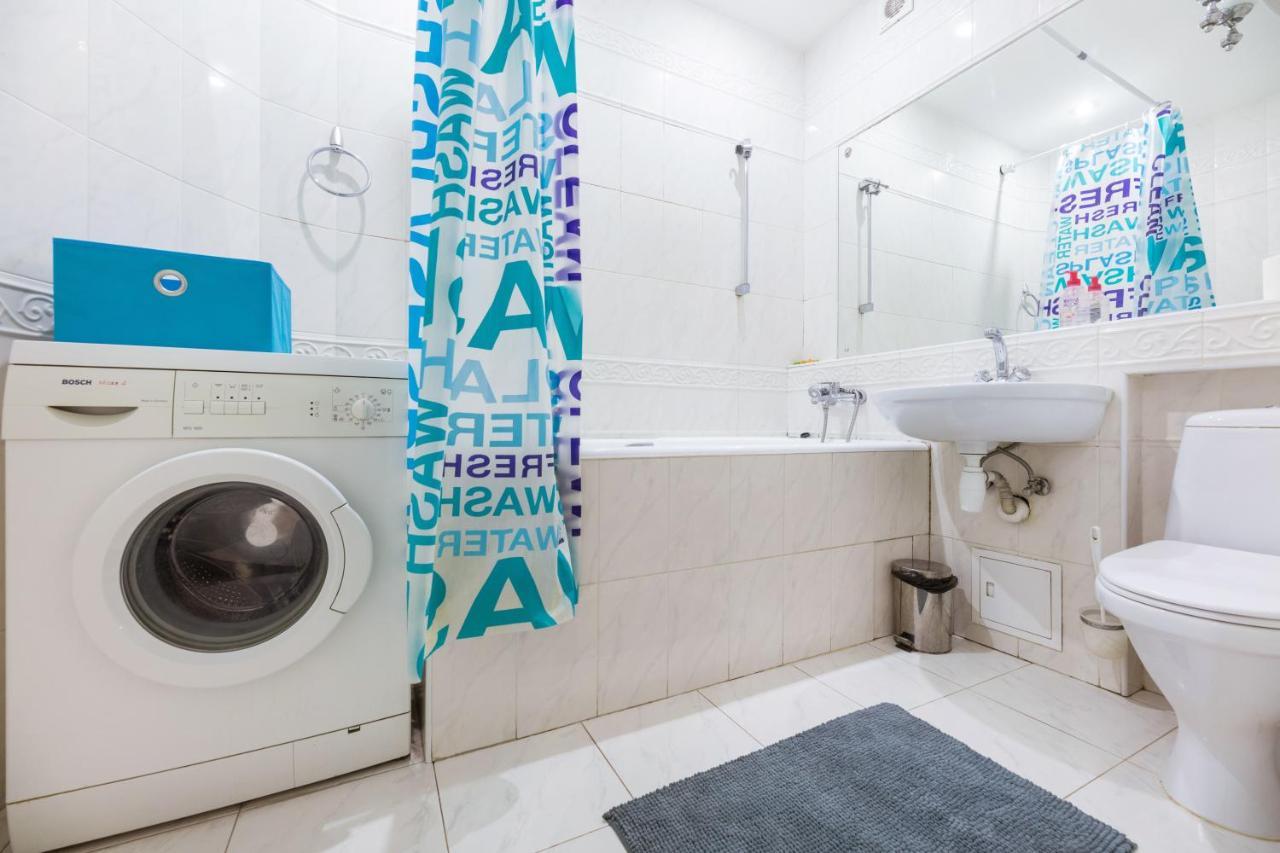 На Палаце Спорта Apartment Kiev Bagian luar foto