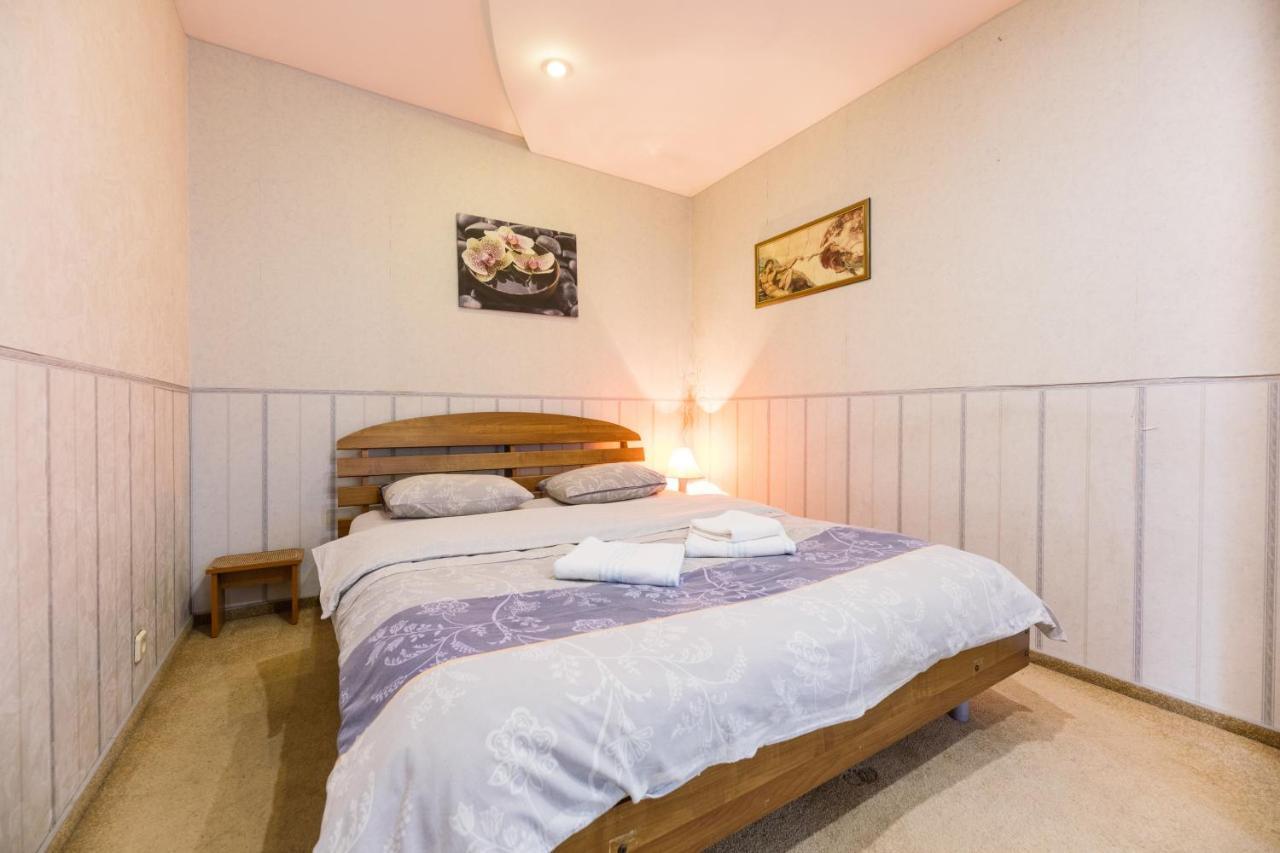 На Палаце Спорта Apartment Kiev Bagian luar foto